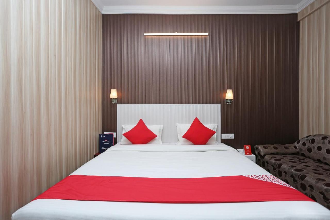 Oyo 8714 Hotel Amar Массури Экстерьер фото